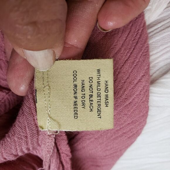 Love Notes Off-Shoulder Pink and White Rayon Blouse sz large - Picture 6 of 8